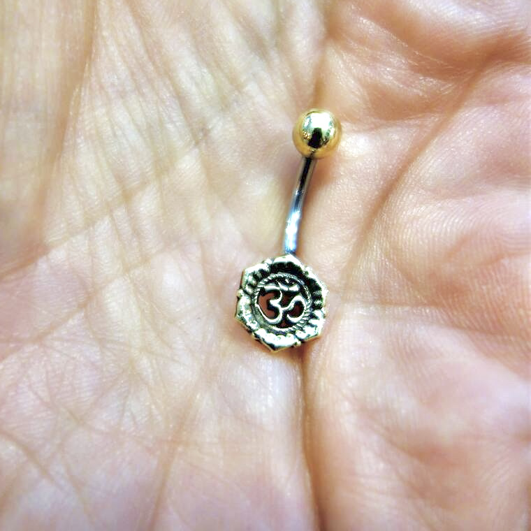 sweet-om-navel-piercing